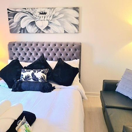 Immaculate 3-Bedrooms Dundee Apartment Exteriör bild